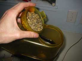 \"popcorn-roasting-sm.jpg\"